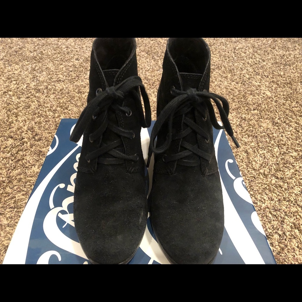 Lucky Brand Suede Lace up booties